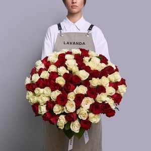 101 эквадорская роза 60 см.