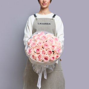 Розовый букет нежных роз