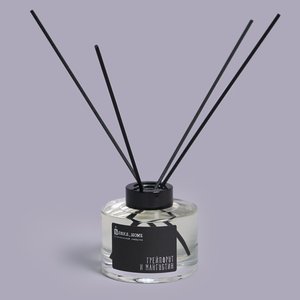 Ароматический диффузор 150 мл. с черными палочками.