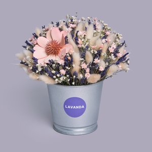 Композиция сухоцветов в металлическом кашпо