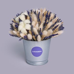 Сухоцветы в металлическом кашпо