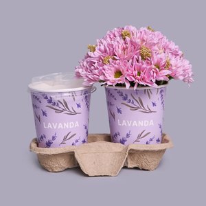 Капучино с композицией в стаканчике с розовой хризантемой