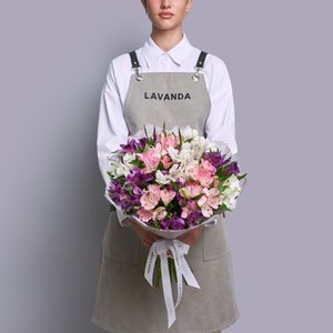 Букет альстромерий