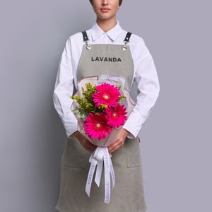 Яркий букетик гербер и солидаго