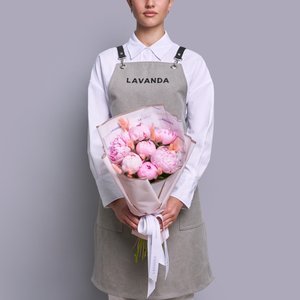 Букет розовых пионов и лагуруса