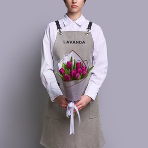 Букет фиолетовых пионовидных тюльпанов