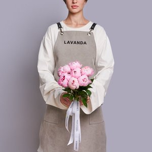 Розовые пионы