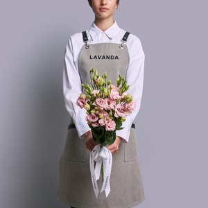 Розовые эустомы