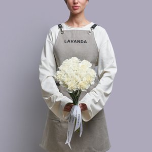 Охапка белых диантусов