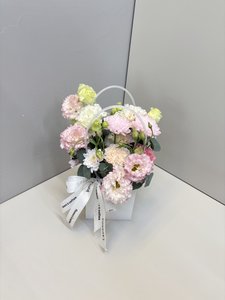Плайм с эустомой 