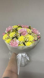 Букет с ромашками