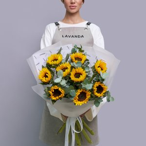 Букет летних подсолнухов