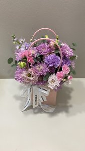 Композиция с хризантемами
