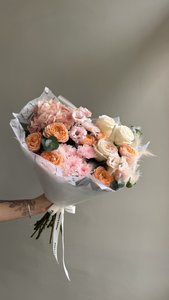 Букет в персиковой гамме